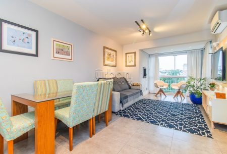 Apartamento com 81m², 3 quartos, 1 suíte, 1 vaga, no bairro Passo da Areia em Porto Alegre