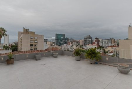 Cobertura com 235m², 3 quartos, 2 suítes, 2 vagas, no bairro Auxiliadora em Porto Alegre