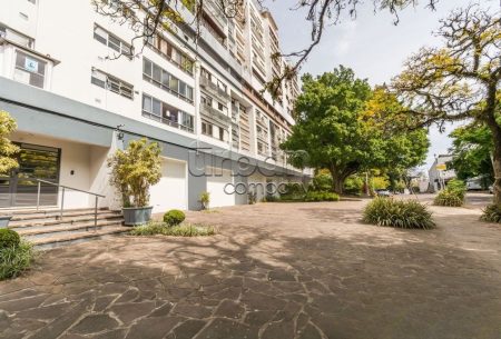 Cobertura com 262m², 3 quartos, 1 suíte, 2 vagas, no bairro Moinhos de Vento em Porto Alegre