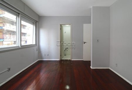 Apartamento com 128m², 3 quartos, 1 suíte, 1 vaga, no bairro Bela Vista em Porto Alegre