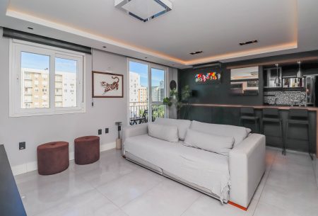 Apartamento com 73m², 3 quartos, 1 suíte, 2 vagas, no bairro Jardim Itu Sabará em Porto Alegre