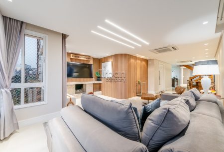Cobertura com 249m², 3 quartos, 1 suíte, 3 vagas, no bairro Petrópolis em Porto Alegre