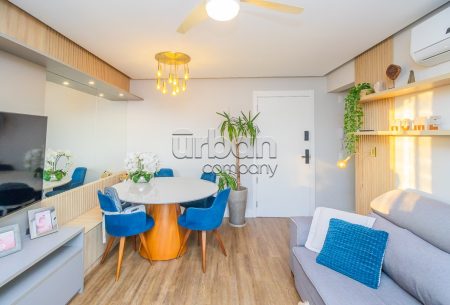 Apartamento com 69m², 3 quartos, 1 suíte, 1 vaga, no bairro Passo da Areia em Porto Alegre