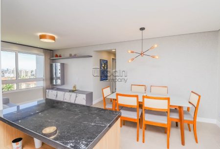 Apartamento com 83m², 3 quartos, 2 vagas, no bairro Jardim Europa em Porto Alegre