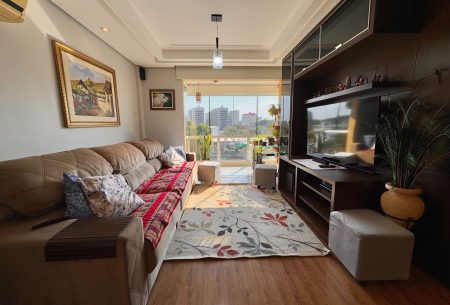 Apartamento com 123m², 3 quartos, 1 suíte, 1 vaga, no bairro Nossa Senhora das Graças em Canoas