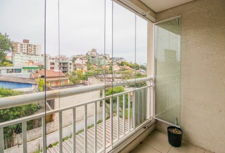 Apartamento com 73m², 2 quartos, 1 suíte, 2 vagas, no bairro Jardim Lindóia em Porto Alegre