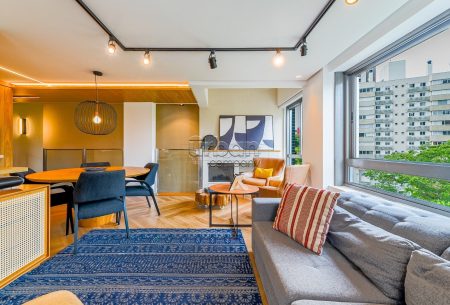 Apartamento Duplex com 107m², 2 quartos, 2 vagas, no bairro Petrópolis em Porto Alegre