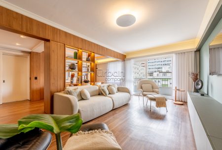 Apartamento com 139m², 3 quartos, 2 suítes, 2 vagas, no bairro Moinhos de Vento em Porto Alegre