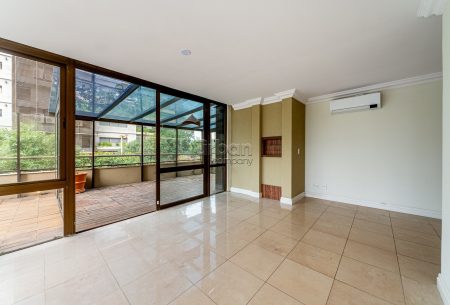 Apartamento Garden com 174m², 3 quartos, 3 suítes, 3 vagas, no bairro Mont Serrat em Porto Alegre