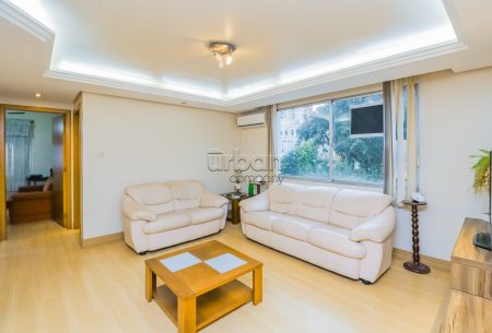 Apartamento com 79m², 2 quartos, 1 vaga, no bairro Petrópolis em Porto Alegre