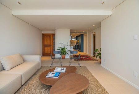 Apartamento com 167m², 3 quartos, 3 suítes, 2 vagas, no bairro Higienópolis em Porto Alegre