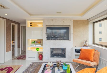 Apartamento com 188m², 2 quartos, 2 suítes, 2 vagas, no bairro Bela Vista em Porto Alegre