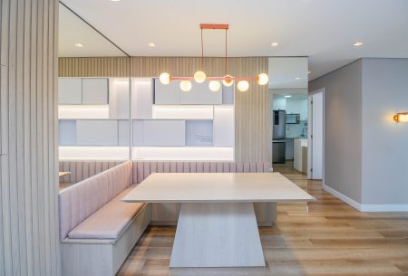 Apartamento com 81m², 3 quartos, 1 suíte, 2 vagas, no bairro Jardim Lindóia em Porto Alegre