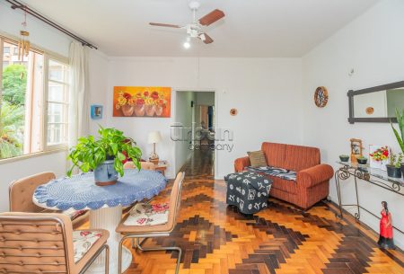 Apartamento com 103m², 3 quartos, 2 vagas, no bairro Petrópolis em Porto Alegre