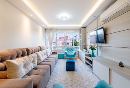 Apartamento com 103m², 3 quartos, 1 suíte, 2 vagas, no bairro Vila Ipiranga em Porto Alegre