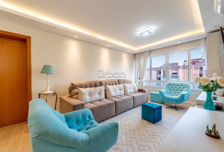 Apartamento com 103m², 3 quartos, 1 suíte, 2 vagas, no bairro Vila Ipiranga em Porto Alegre