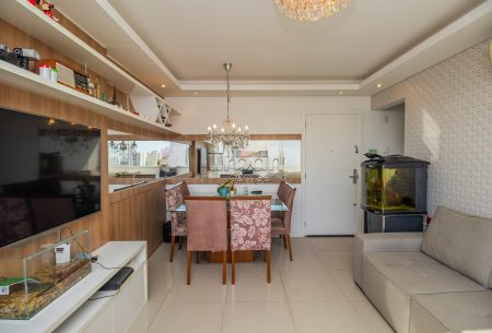 Apartamento com 69m², 3 quartos, 1 suíte, 1 vaga, no bairro Passo da Areia em Porto Alegre