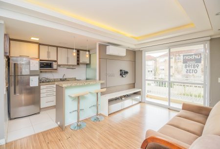 Apartamento com 83m², 3 quartos, 1 suíte, 2 vagas, no bairro Jardim Lindóia em Porto Alegre