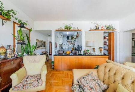 Apartamento com 106m², 3 quartos, 1 suíte, 1 vaga, no bairro Independência em Porto Alegre