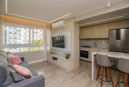 Apartamento com 81m², 3 quartos, 1 suíte, 2 vagas, no bairro Jardim Lindóia em Porto Alegre