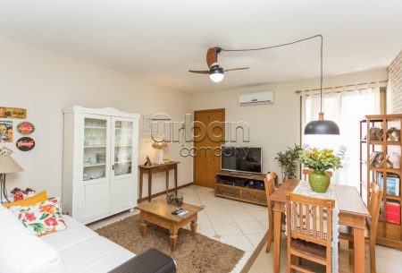 Apartamento com 69m², 2 quartos, 1 vaga, no bairro Rio Branco em Porto Alegre
