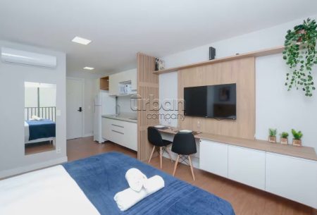 Loft com 24m², 1 quarto, 1 vaga, no bairro Auxiliadora em Porto Alegre