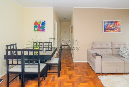 Apartamento com 86m², 3 quartos, 1 vaga, no bairro Petrópolis em Porto Alegre