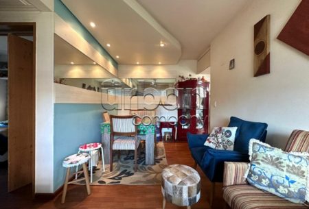 Apartamento com 56m², 2 quartos, 1 vaga, no bairro Centro em Canoas