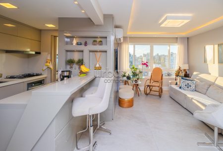 Apartamento com 89m², 3 quartos, 1 suíte, 2 vagas, no bairro Petrópolis em Porto Alegre