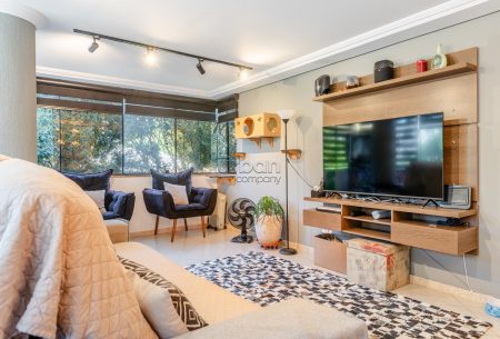 Apartamento com 109m², 3 quartos, 1 suíte, 2 vagas, no bairro Higienópolis em Porto Alegre