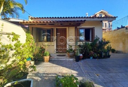 Casa com 40m², 2 quartos, 1 vaga, no bairro São José em Canoas