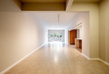 Apartamento com 148m², 3 quartos, 1 suíte, 1 vaga, no bairro Moinhos de Vento em Porto Alegre