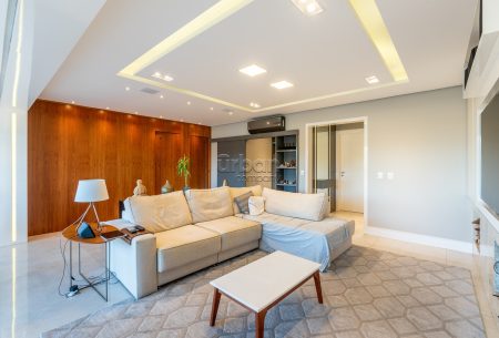 Apartamento com 162m², 3 quartos, 3 suítes, 3 vagas, no bairro Central Parque em Porto Alegre