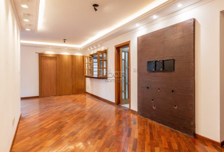 Apartamento com 145m², 3 quartos, 1 suíte, 1 vaga, no bairro Bela Vista em Porto Alegre