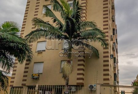 Apartamento com 74m², 3 quartos, 1 suíte, 10 vagas, no bairro Cristo Redentor em Porto Alegre