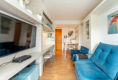 Apartamento com 65m², 2 quartos, 1 suíte, 2 vagas, no bairro Jardim Europa em Porto Alegre