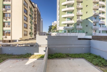 Apartamento com 67m², 2 quartos, 1 suíte, 1 vaga, no bairro Petrópolis em Porto Alegre