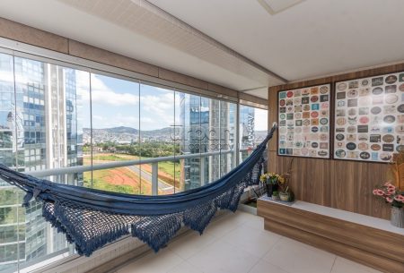 Apartamento com 77m², 2 quartos, 2 suítes, 2 vagas, no bairro Petrópolis em Porto Alegre