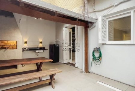 Apartamento com 71m², 2 quartos, no bairro Auxiliadora em Porto Alegre