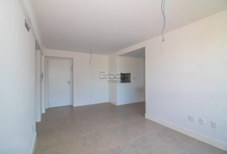 Apartamento com 50m², 1 quarto, 1 suíte, 1 vaga, no bairro Passo da Areia em Porto Alegre
