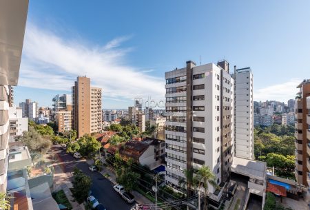 Apartamento com 218m², 3 quartos, 3 suítes, 3 vagas, no bairro Petrópolis em Porto Alegre