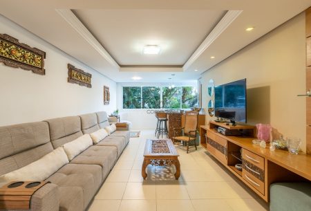 Apartamento com 128m², 3 quartos, 1 suíte, 2 vagas, no bairro Higienópolis em Porto Alegre
