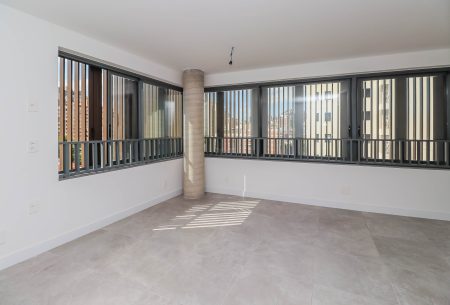 Apartamento com 29m², 1 quarto, 1 vaga, no bairro Moinhos de Vento em Porto Alegre