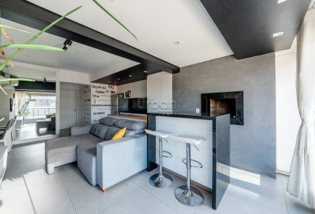 Apartamento com 77m², 2 quartos, 2 suítes, 2 vagas, no bairro Petrópolis em Porto Alegre