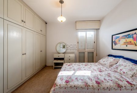 Apartamento com 71m², 2 quartos, 1 suíte, 1 vaga, no bairro Menino Deus em Porto Alegre