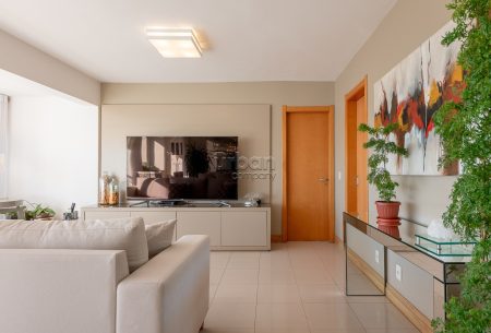 Apartamento com 120m², 3 quartos, 1 suíte, 2 vagas, no bairro Jardim Europa em Porto Alegre