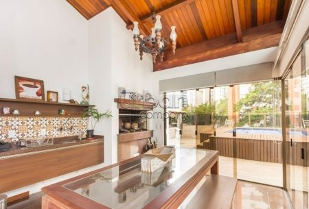Apartamento com 470m², 4 quartos, 2 suítes, 4 vagas, no bairro Bela Vista em Porto Alegre