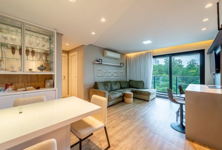 Apartamento com 73m², 2 quartos, 1 suíte, 2 vagas, no bairro Petrópolis em Porto Alegre