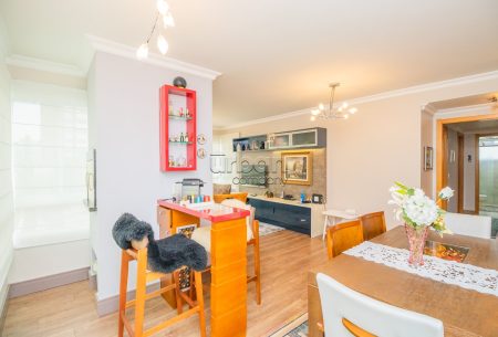 Apartamento com 106m², 3 quartos, 1 suíte, 2 vagas, no bairro Petrópolis em Porto Alegre