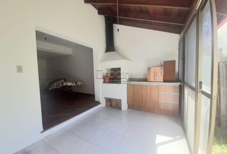 Casa em Condomínio com 119m², 3 quartos, 1 suíte, 2 vagas, no bairro Jardim Sabará em Porto Alegre
